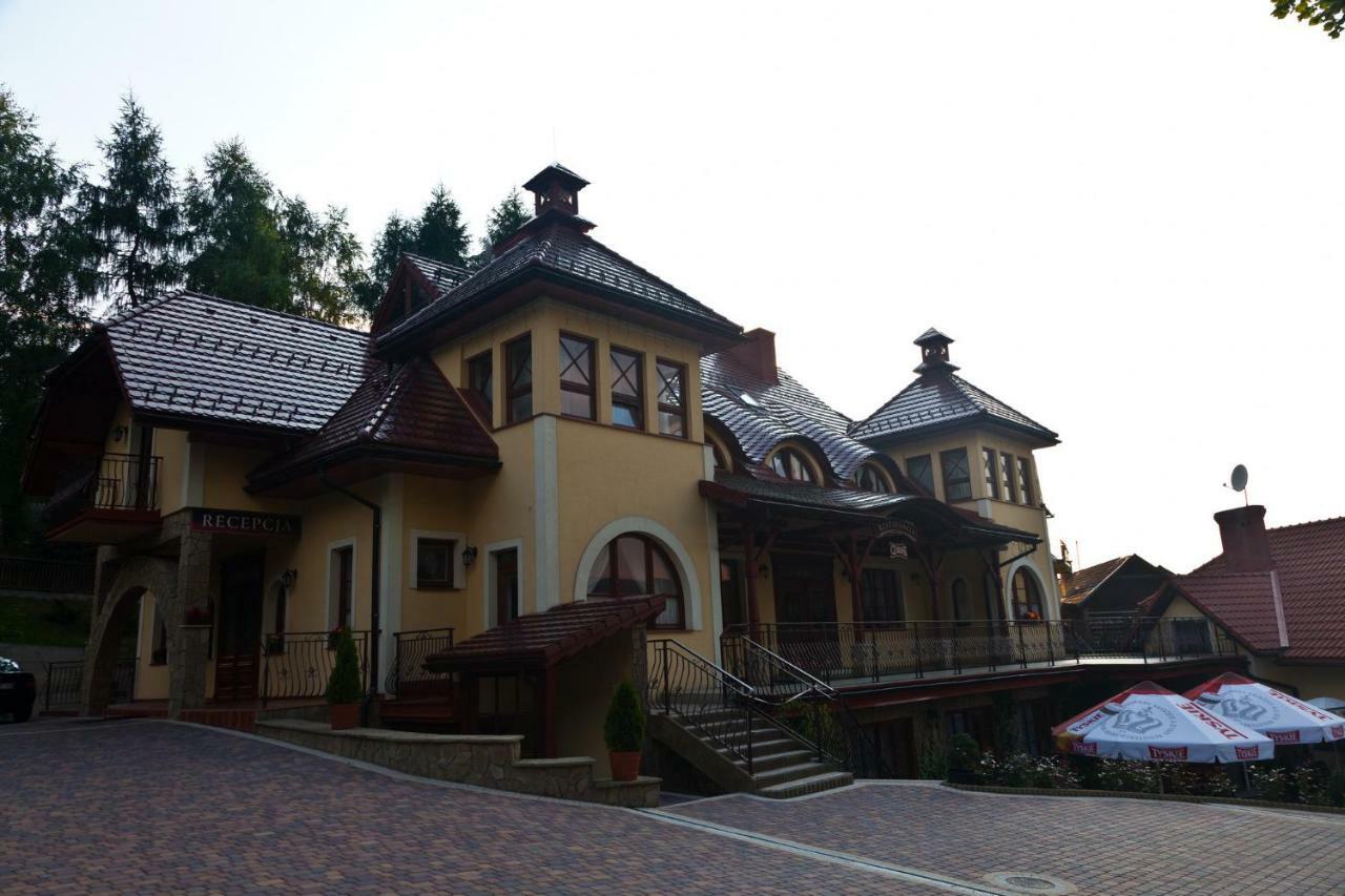 Pensjonat Czardasz Niedzica Zamek Exterior photo